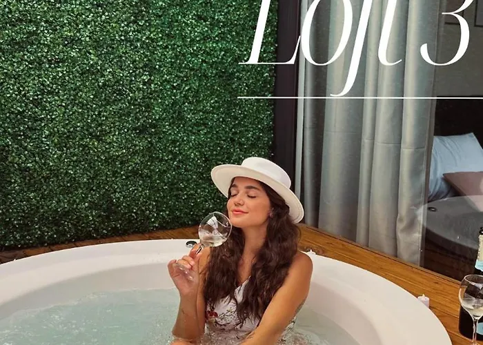 Loft3 Com Jacuzzi Para Casal - Lofts Mariscal, Bombinhas-Sc